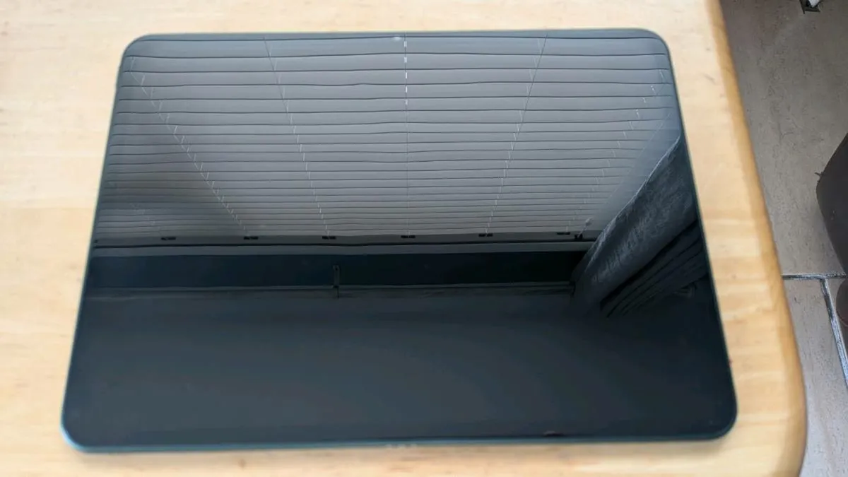 One plus pad+accessories - Image 1