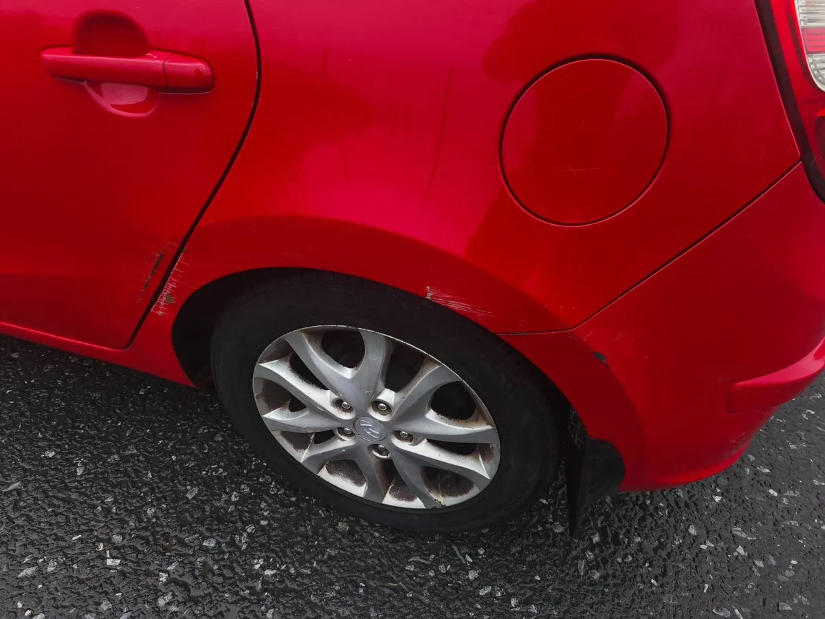 Hyundai i30 2010 1.6 Petrol - Image 2