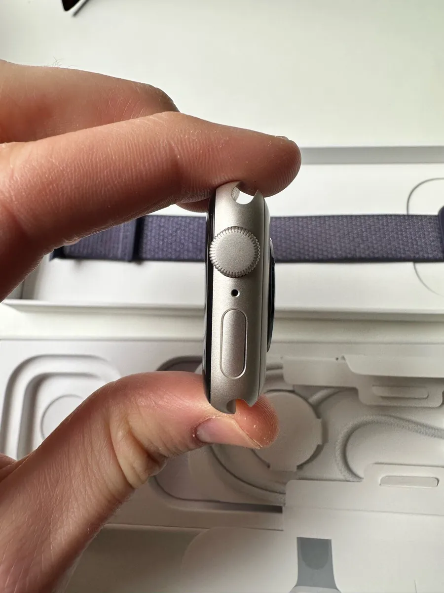 Apple watch SE 3Gn 40mm - Image 3