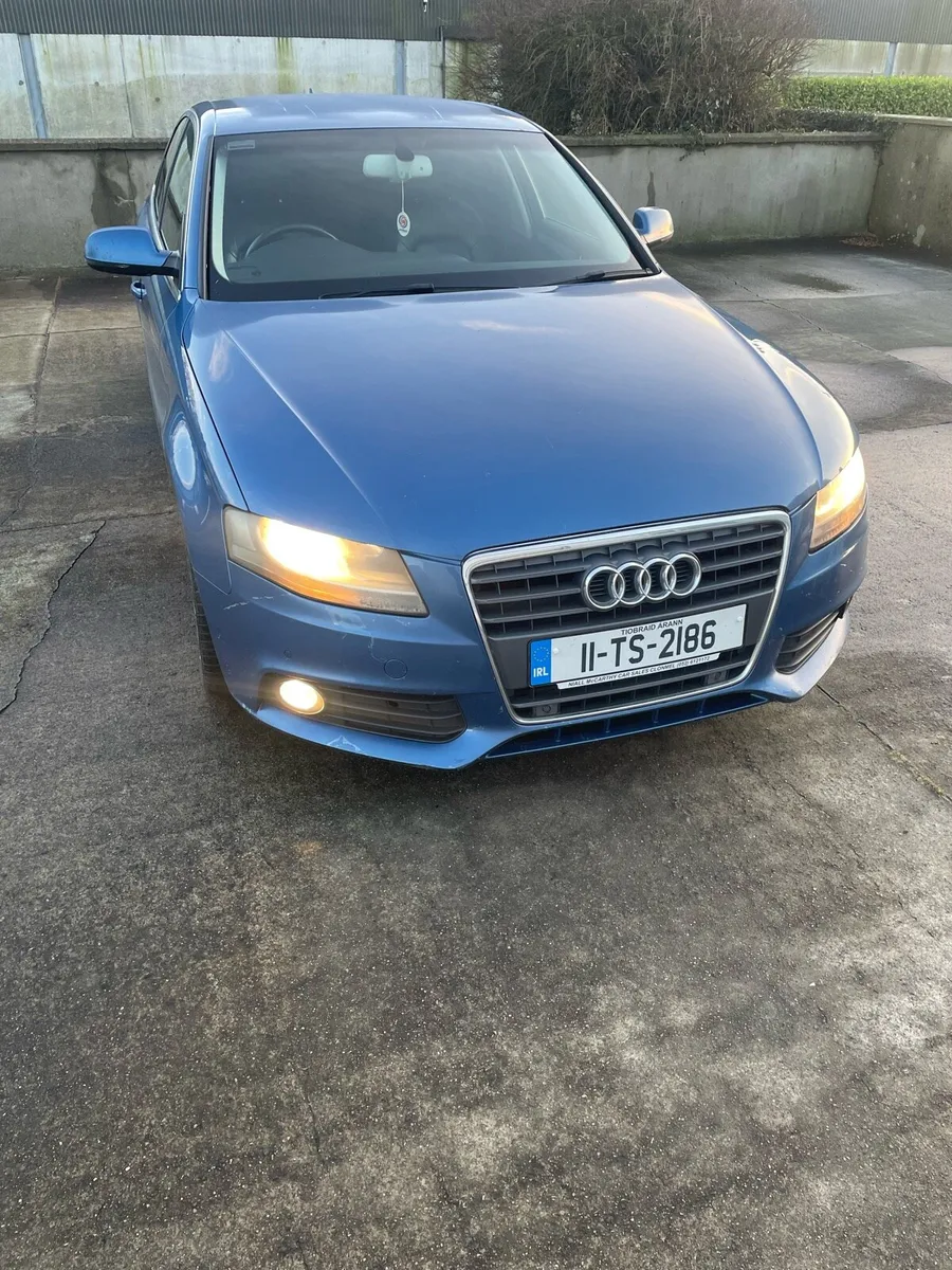 Audi A4 - Image 1