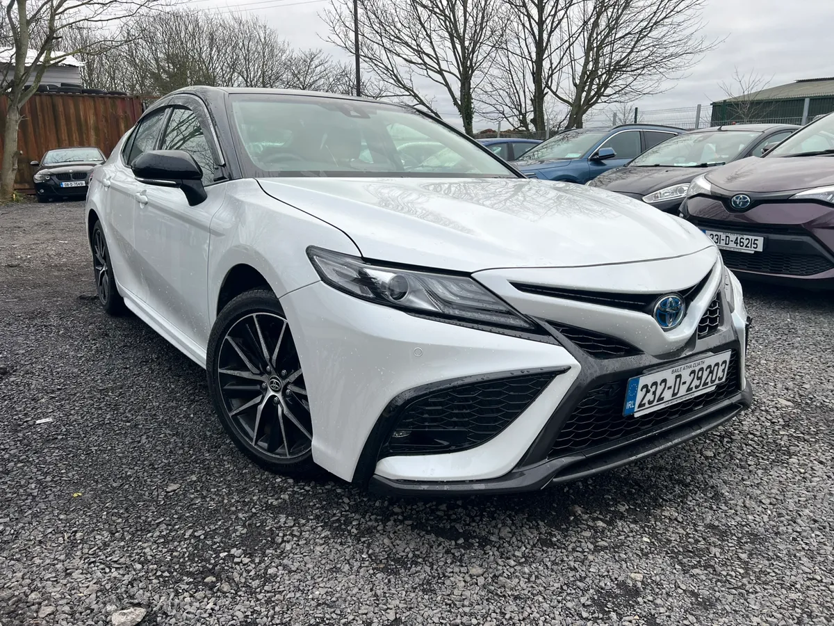 Toyota Hybrid Sports Edition Camry 2023 - Image 3