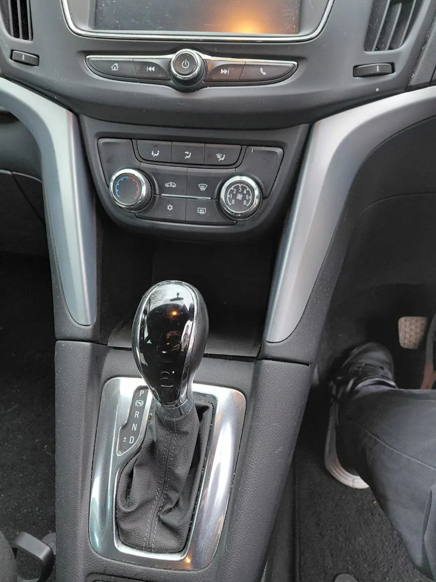 Opel Zafira 2017 - Image 2