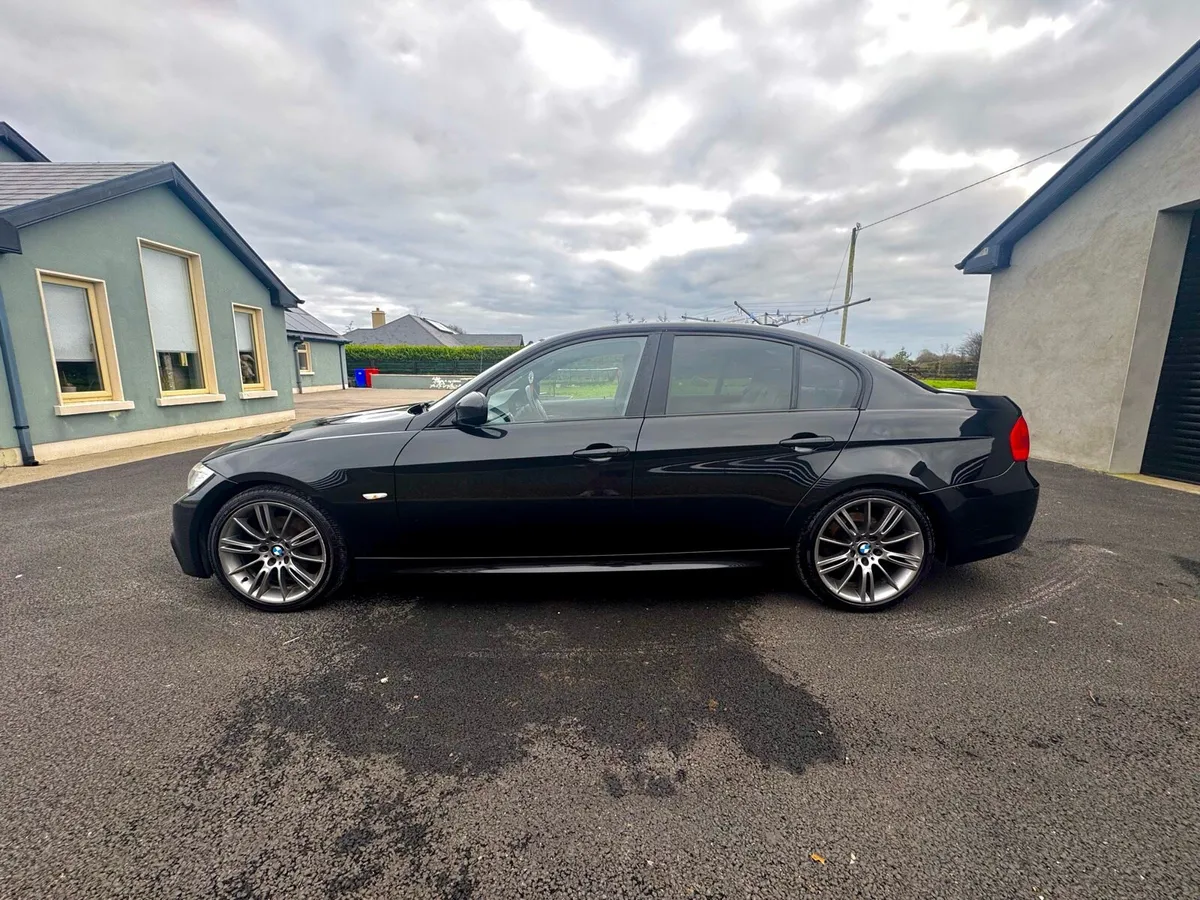 Bmw e90 msport edition - Image 2