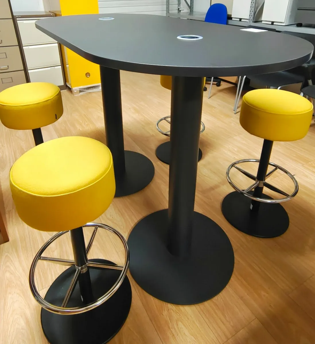 High Table & Stools - Image 4