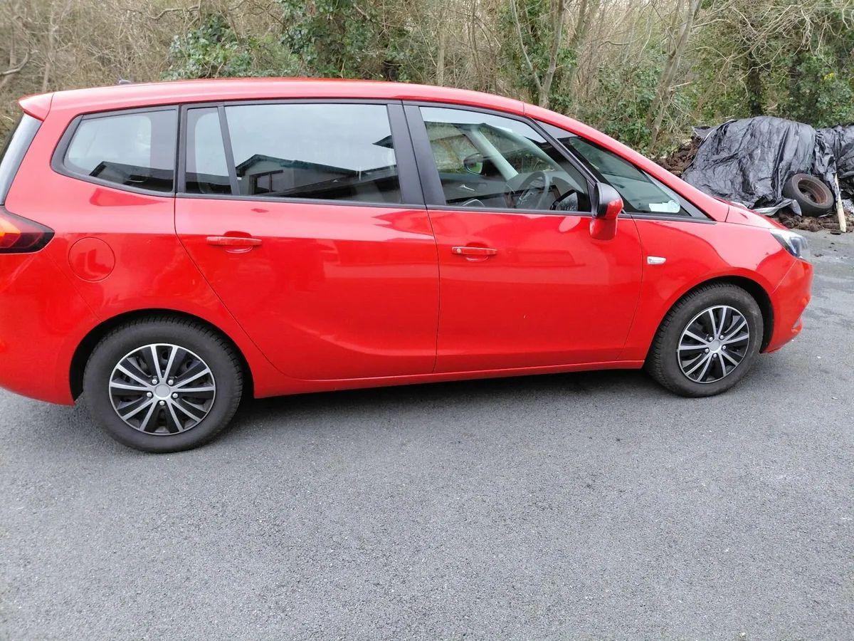 Opel Zafira 2017 - Image 4