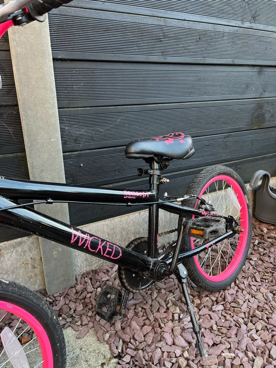 Kids bike 18 inches - Image 3