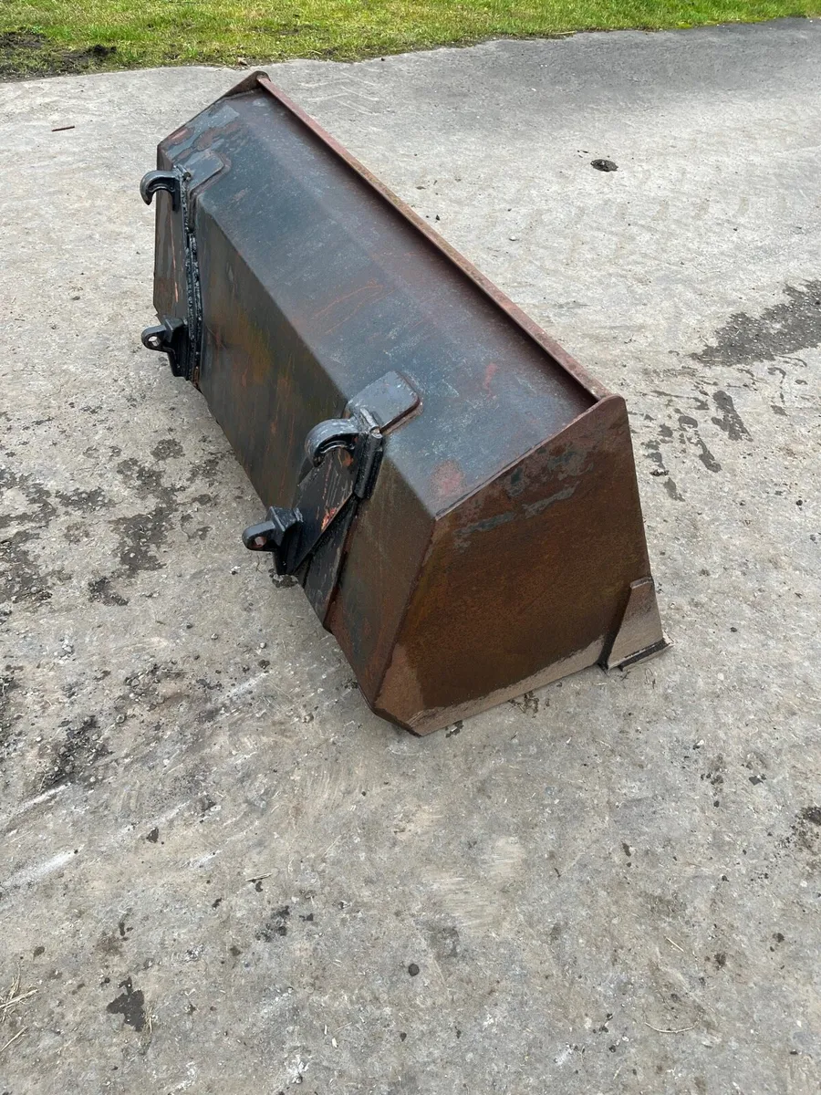 Rossmore 5ft Bucket - Image 4