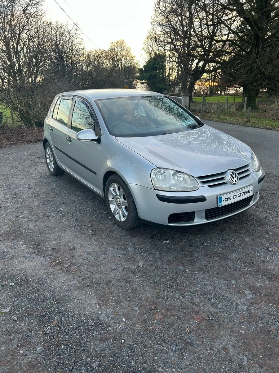 V.W Golf 1.4 Full Service history from new - Image 3