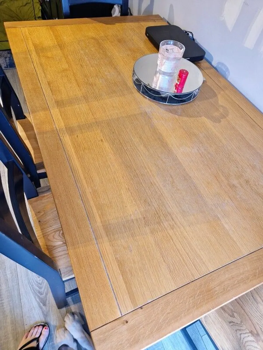 Dining table and chairs - Image 3