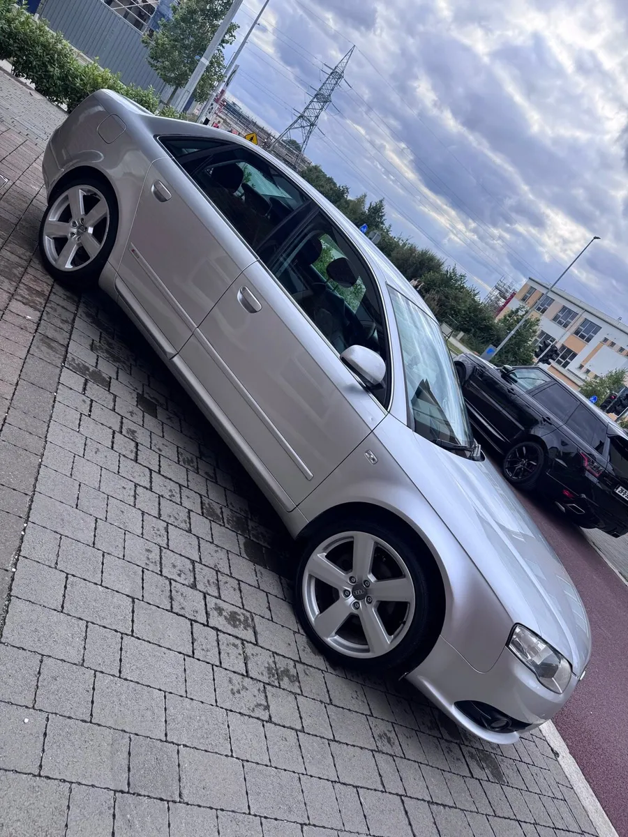 Audi A4 1.8T S Line - Image 2