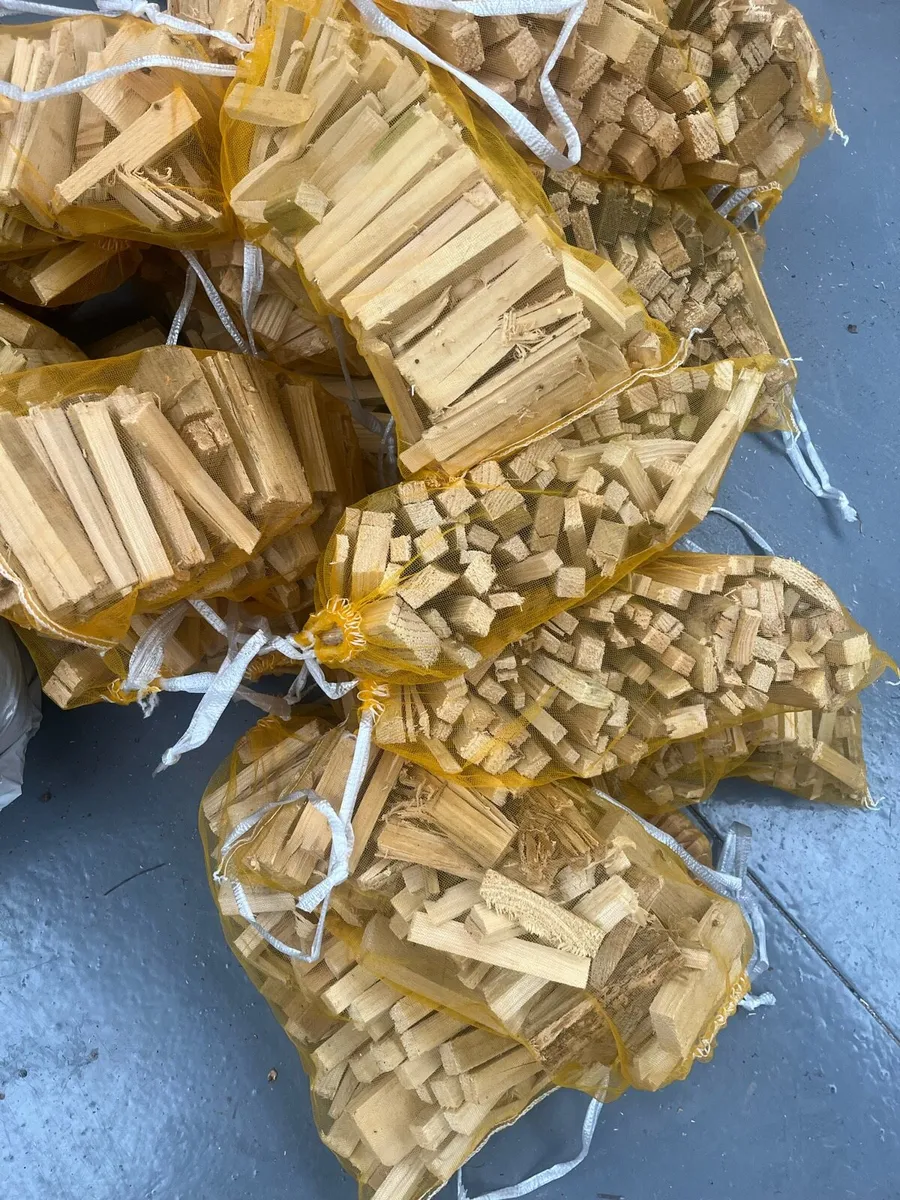 Net bags of kindling and firewood - Image 2