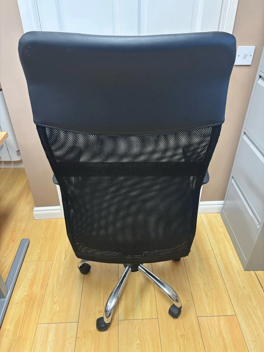 Office Chair - Image 3