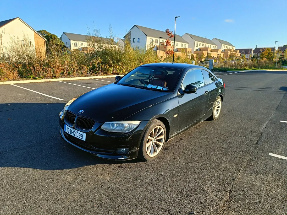 BMW 3-Series 2010 - Image 1