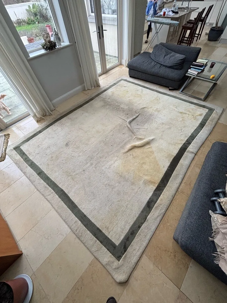 Large hand made rug 10 ft x 12 ft - Image 2