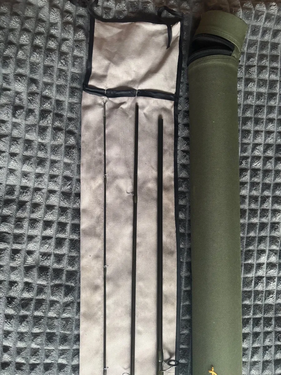 Airflo delta 10ft # 7/8 fly rod & large flybox - Image 3