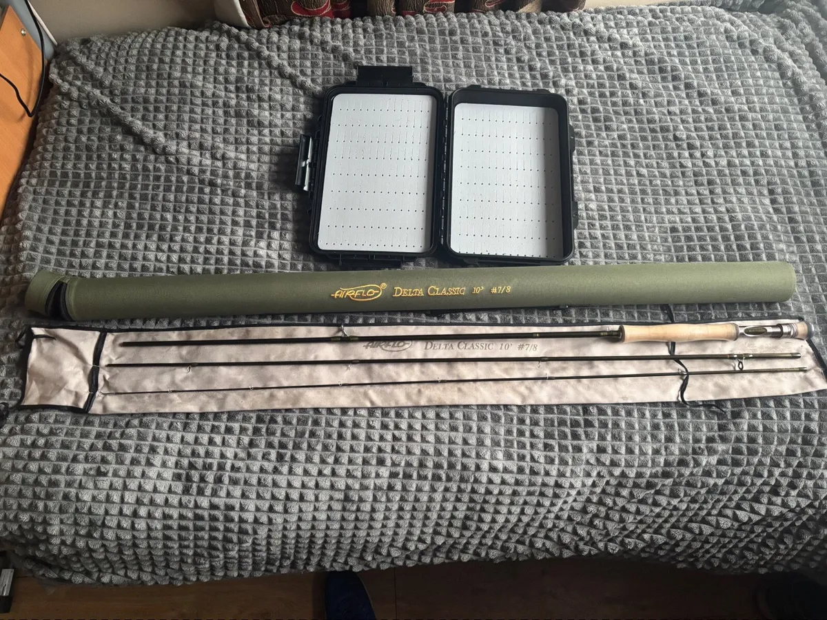 Airflo delta 10ft # 7/8 fly rod & large flybox - Image 4