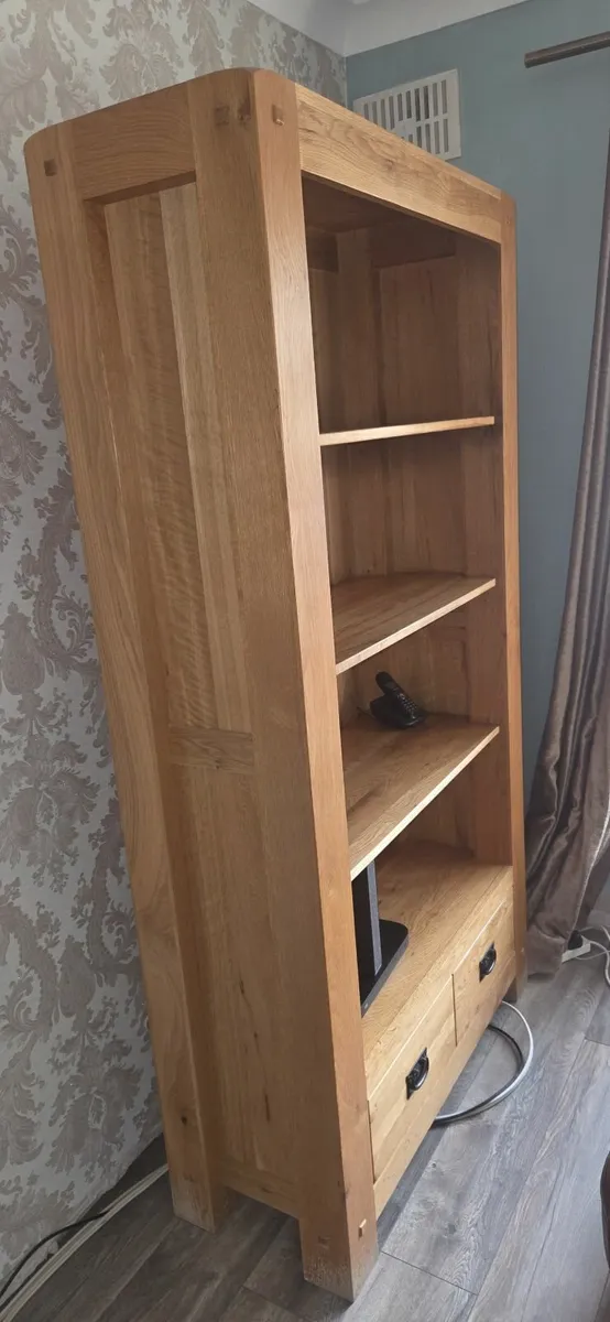 Book case / side table €200 for both or €150/ €50 - Image 1