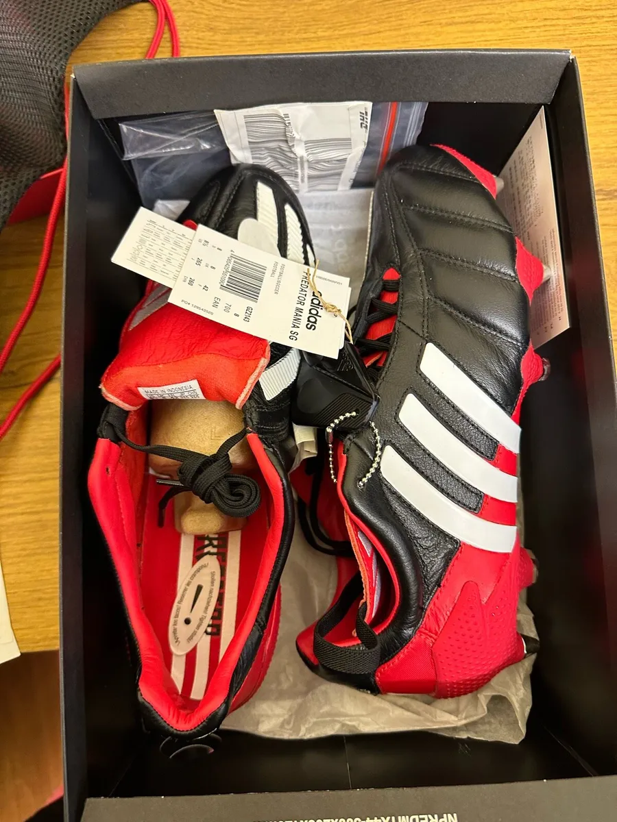 Adidas predator mania 2022 remake football boots - Image 3