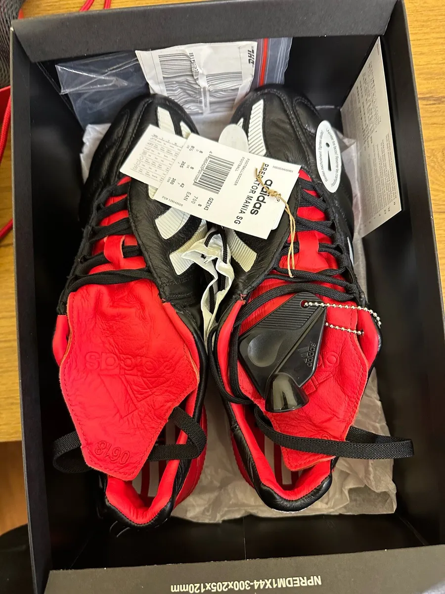 Adidas predator mania 2022 remake football boots - Image 4