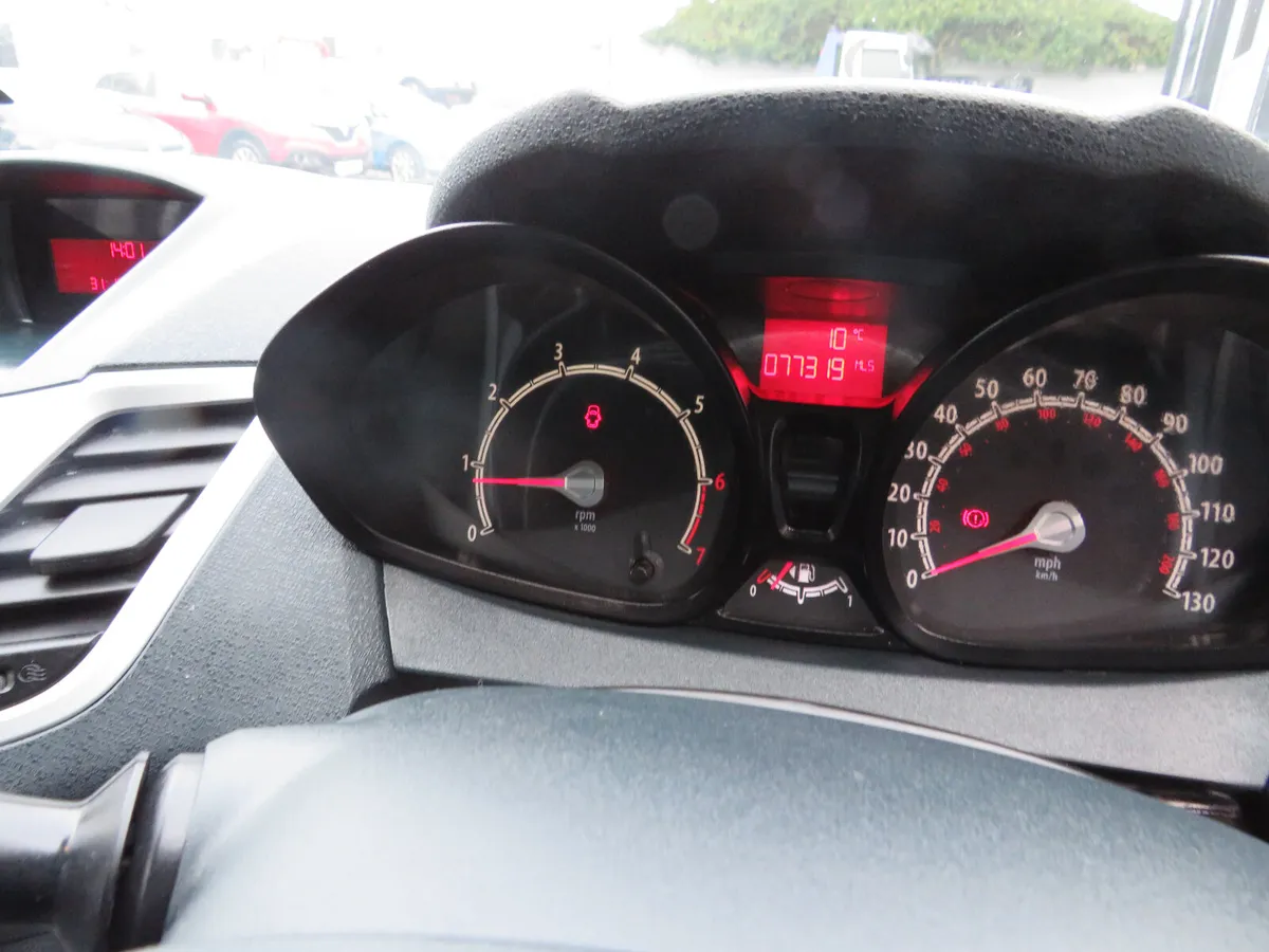 Ford Fiesta 2011 5DR 1.25 PETROL IN WHITE - Image 3