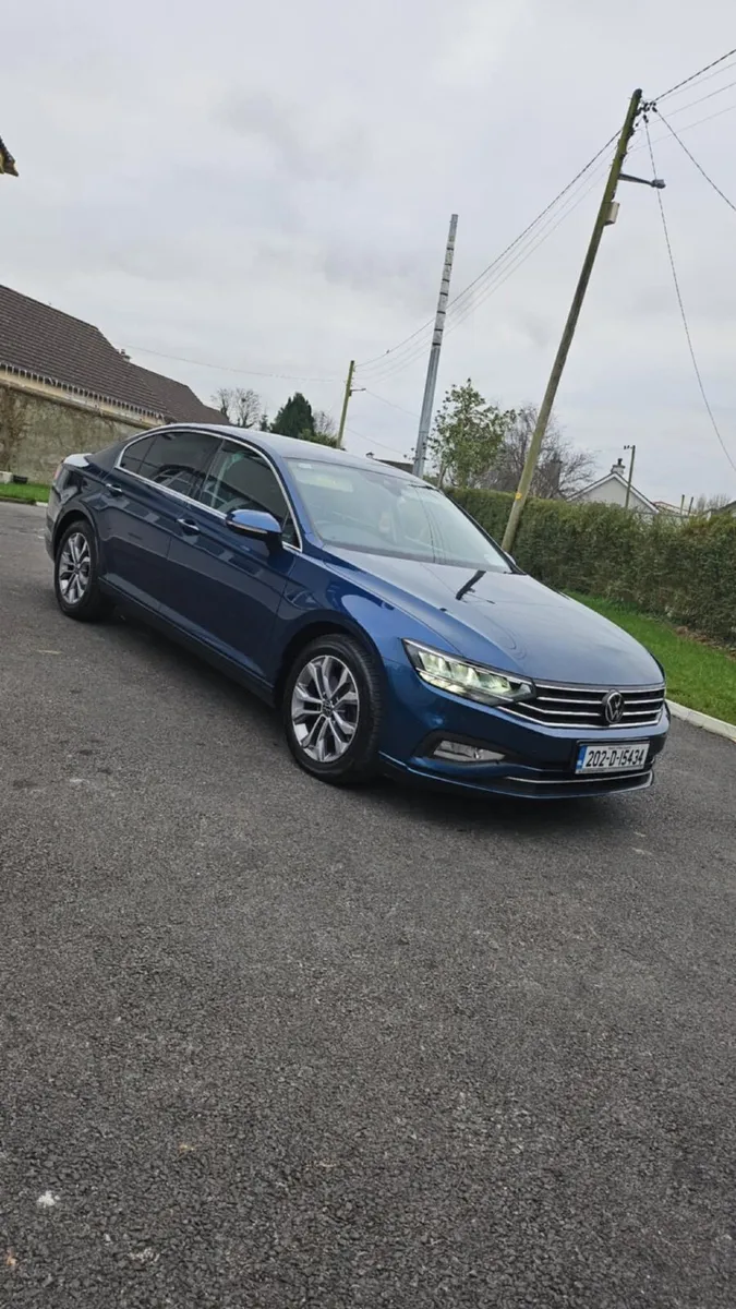Volkswagen Passat 2020 - Image 1