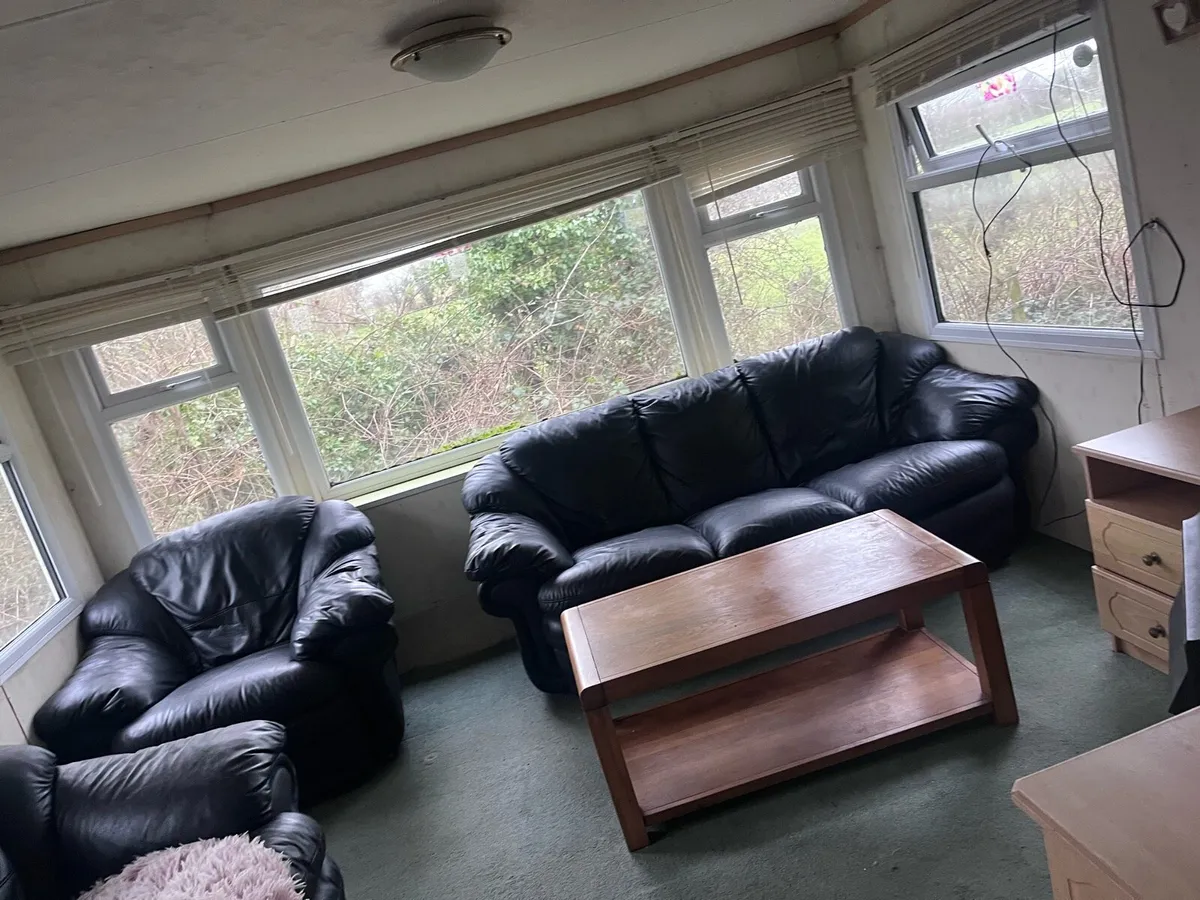 Mobile Home - Image 4