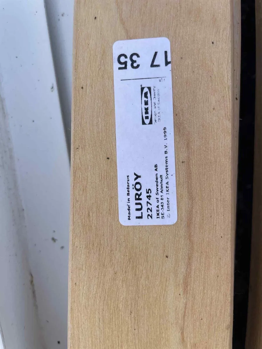 Toddler bed frame €20 - Image 3