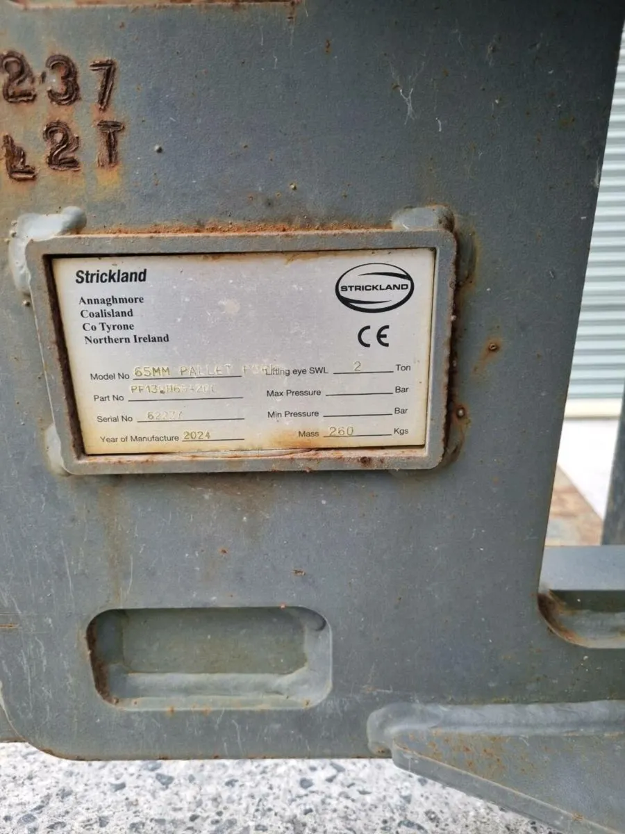 Strickland Pallet Forks (As New) - Image 2