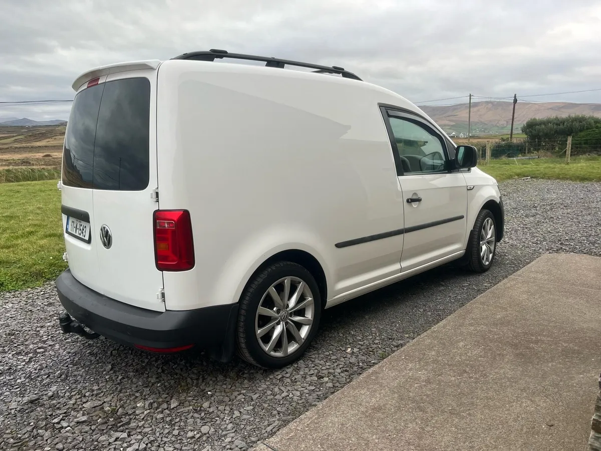 2017 VW Caddy Automatic - Image 3