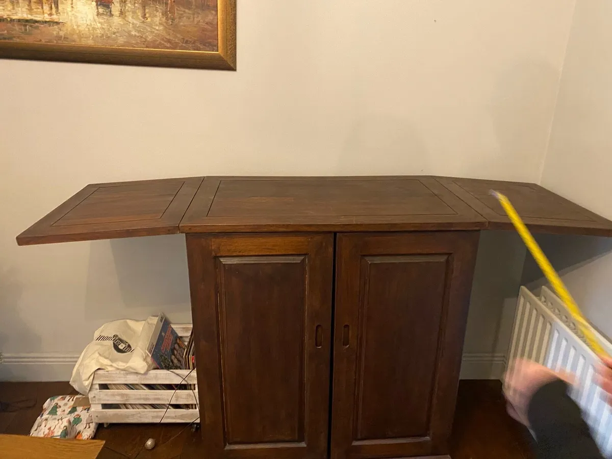 Stained Oak Bar - Image 4