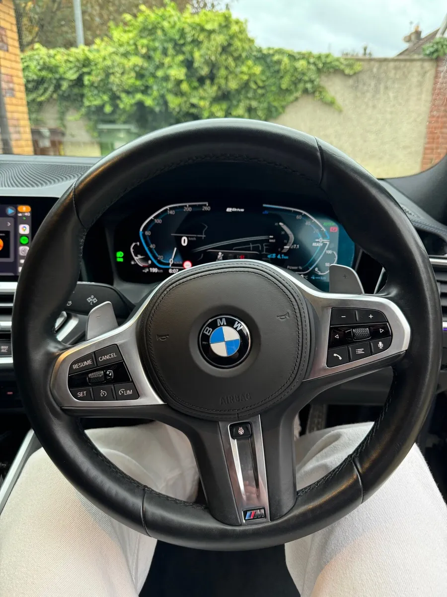 2021 BMW 3-Series / 330e M Sport Pro Edition - Image 4