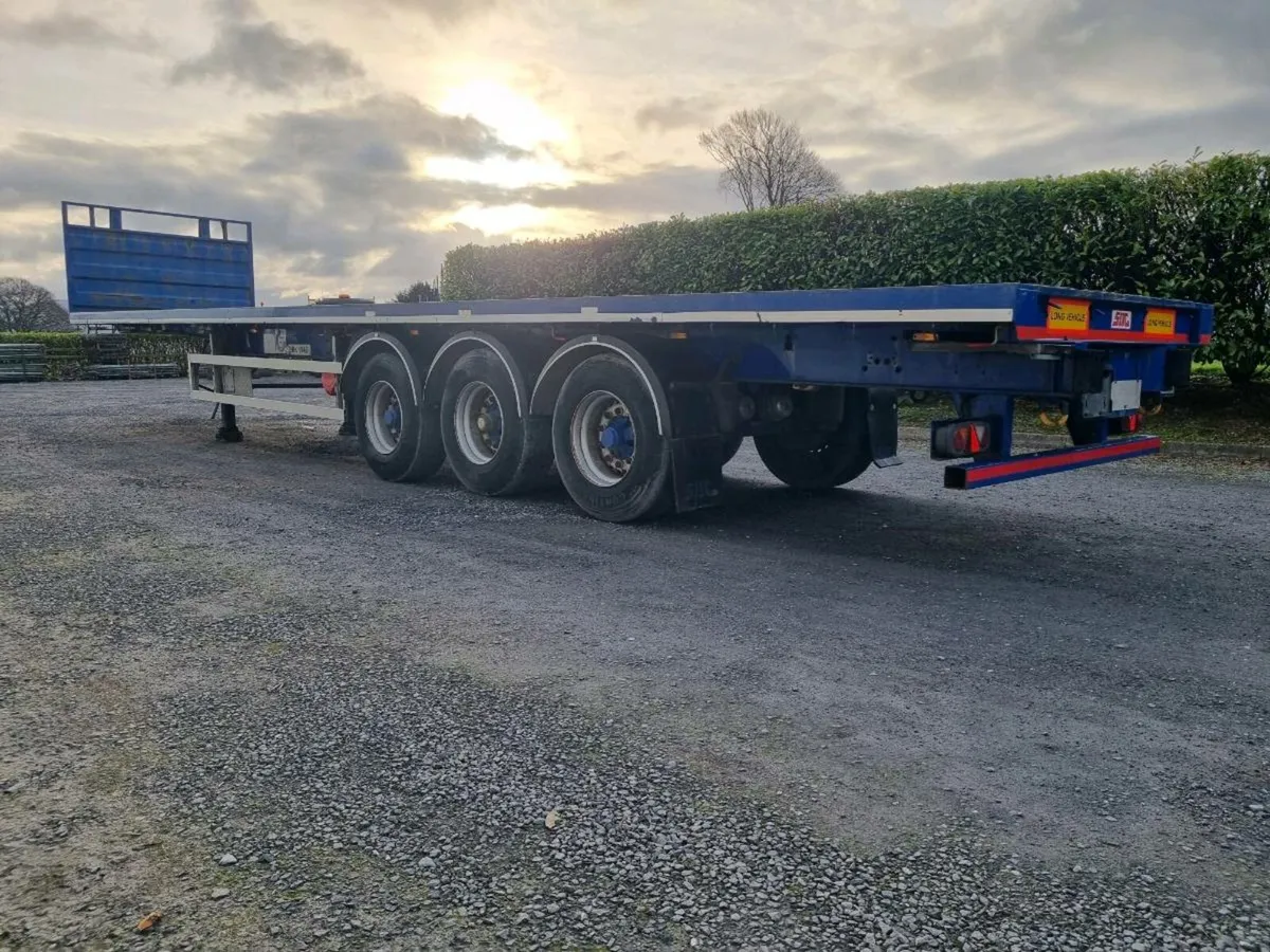 SDC FLAT TRAILER TWIST LOCKS *MINT* - Image 1