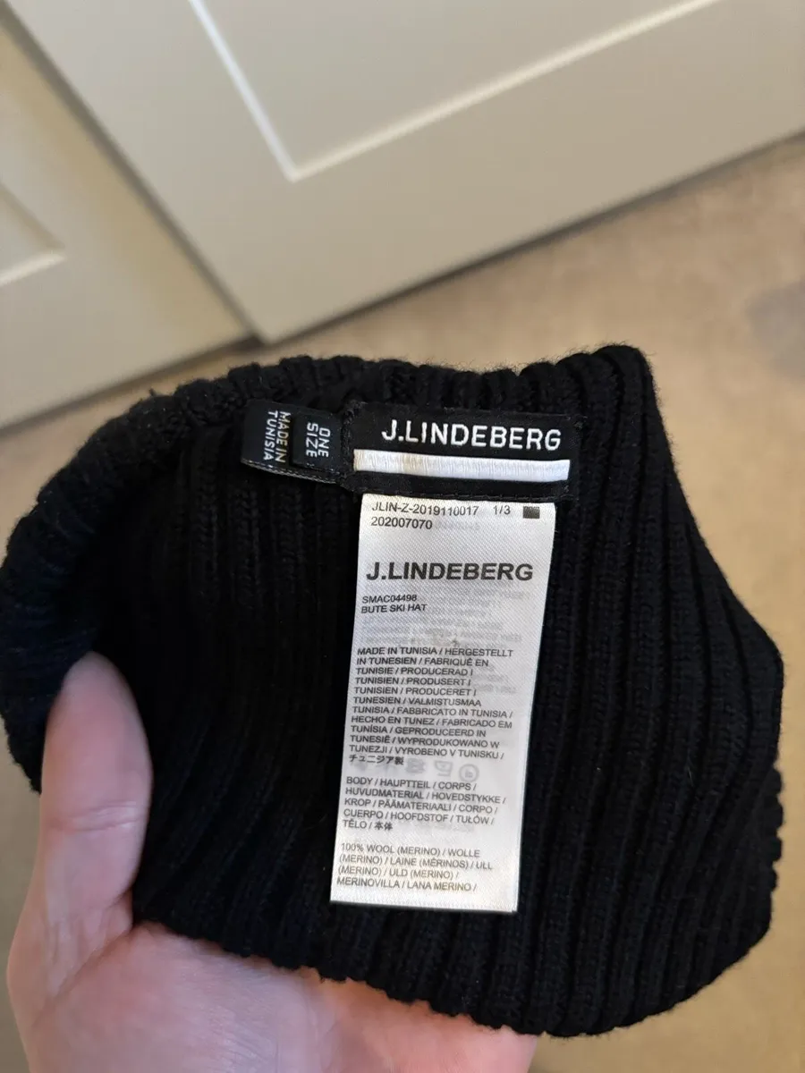 J Lindeberg - Image 2