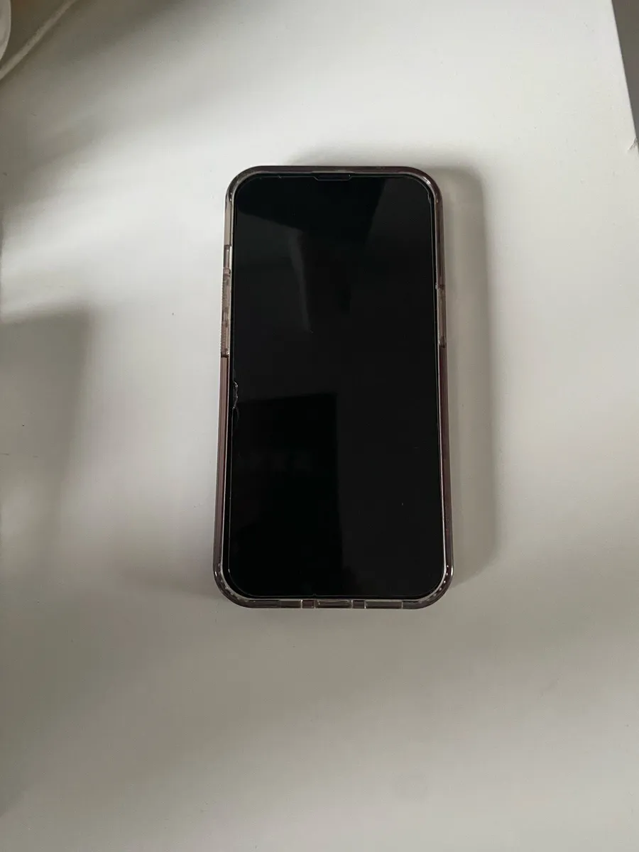iPhone 13 - Image 1