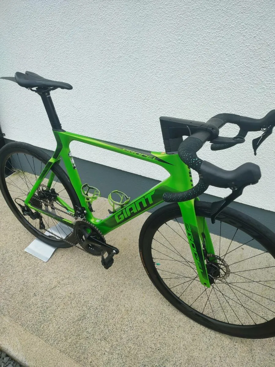 2019 Giant Propel – Disc Brakes - Image 1