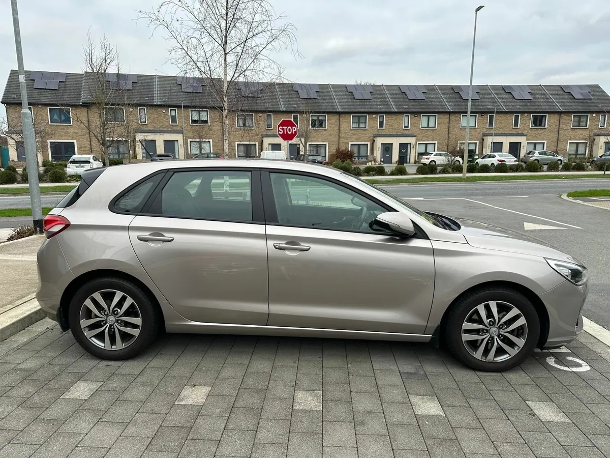 Hyundai i30 2019 PETROL 1.4L -LOW MILEAGE-39,242km - Image 2