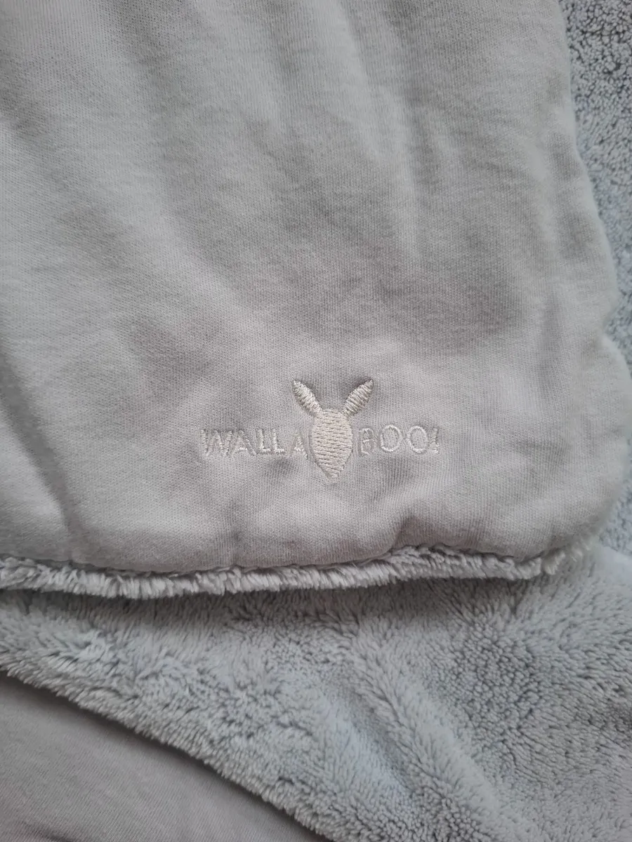 WallaBoo! Grey Carseat Footmuff - Image 3