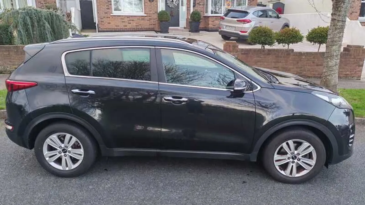 2016 Kia Sportage - Image 1