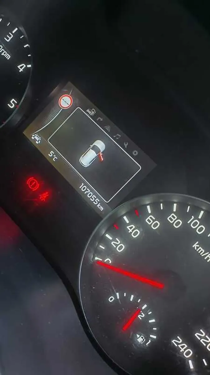 2016 Kia Sportage - Image 2