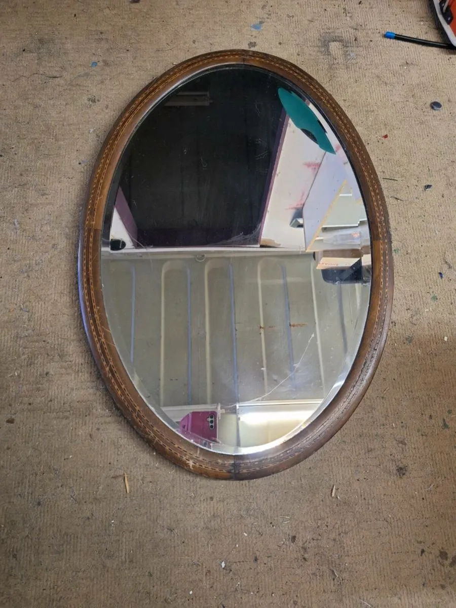 Antique oval mirror - Image 1