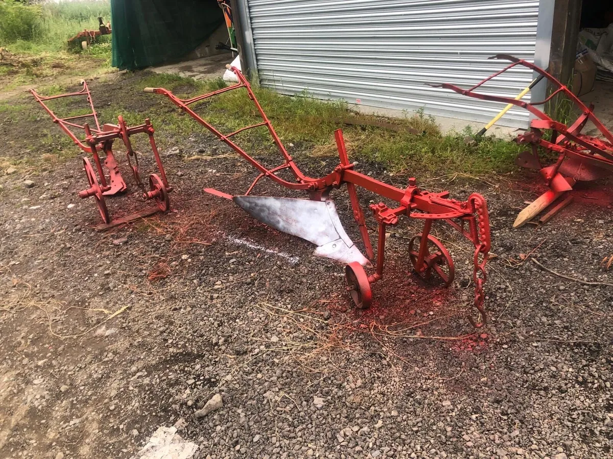 2 Horse Drawn Ploughs & 1 Scuffle - Image 2