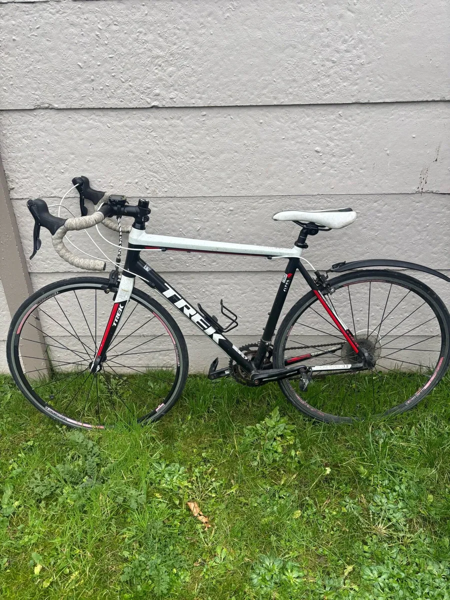 Trek racing bike, 54 cm - Image 1