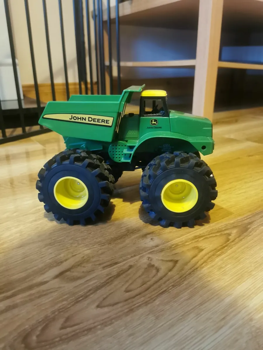 Bruder farm - Image 4