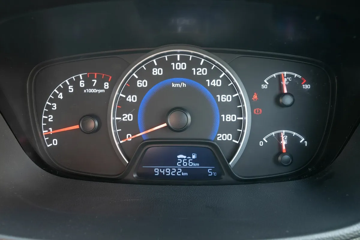 Hyundai i10 2016 - Image 2