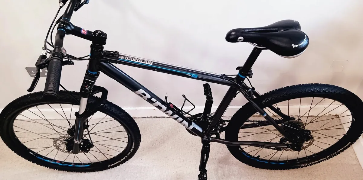 Large mountain bike in great condition - Image 2