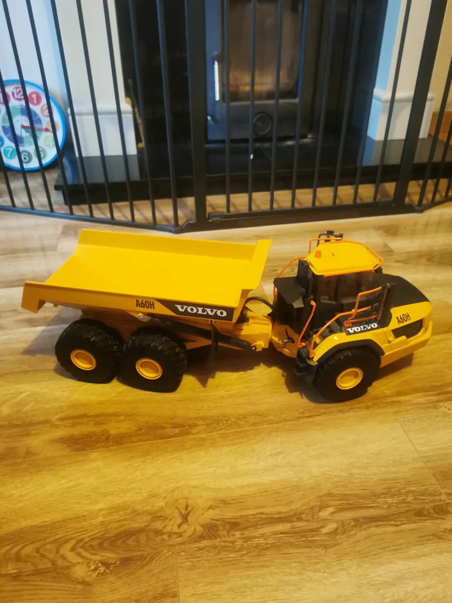 Bruder farm - Image 1