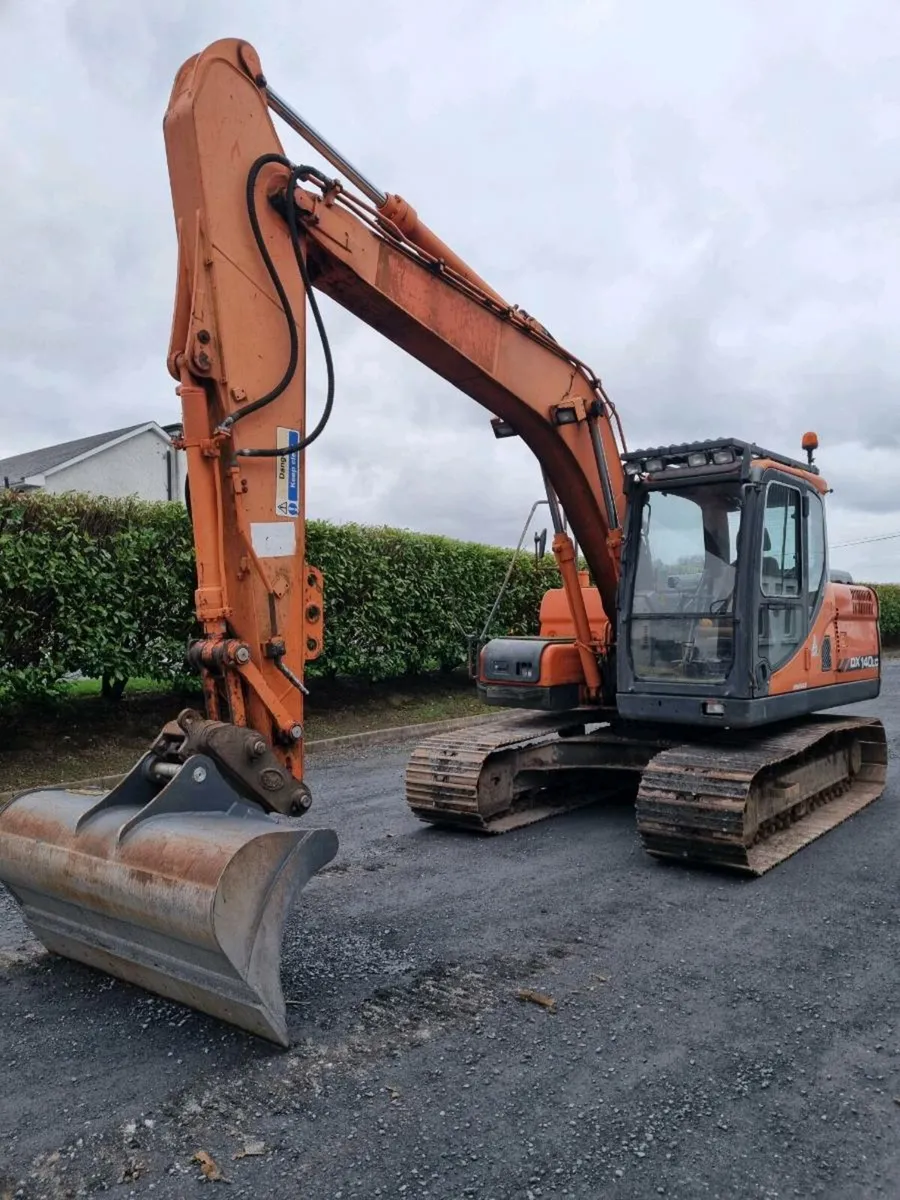 Doosan DX140 - Image 1