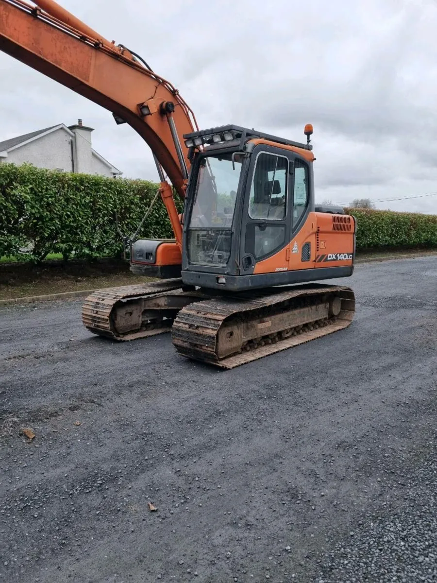 Doosan DX140 - Image 3
