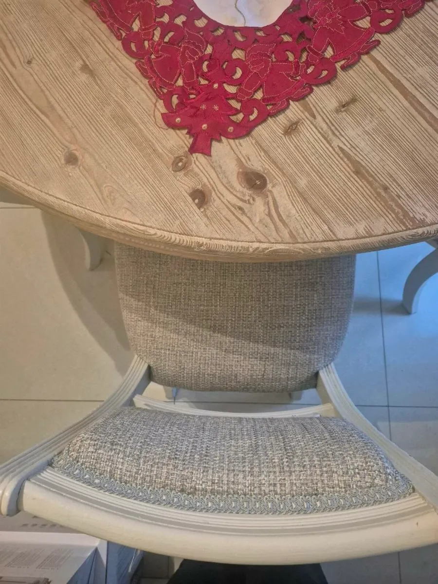 Dining Table and Chairs - Image 2