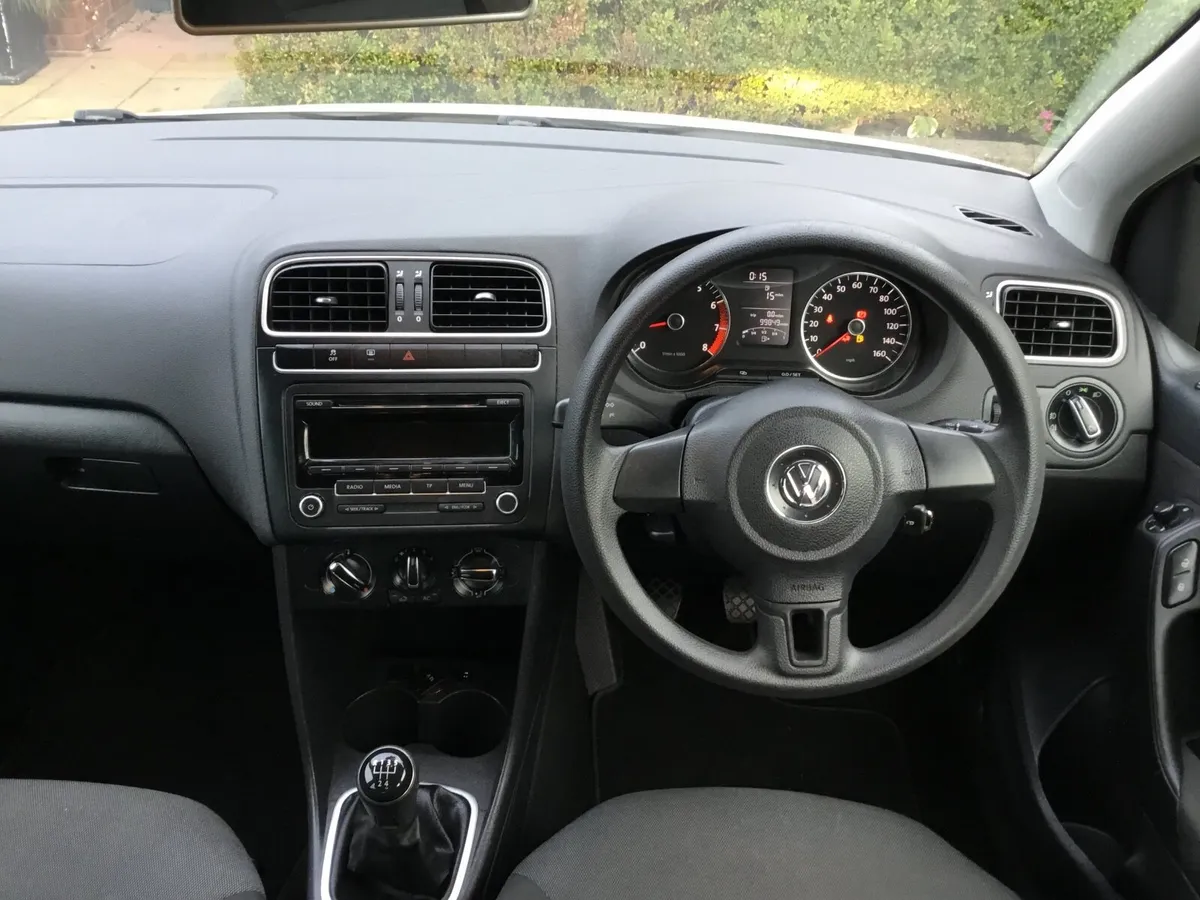 Volkswagen Polo 2012 - Image 4